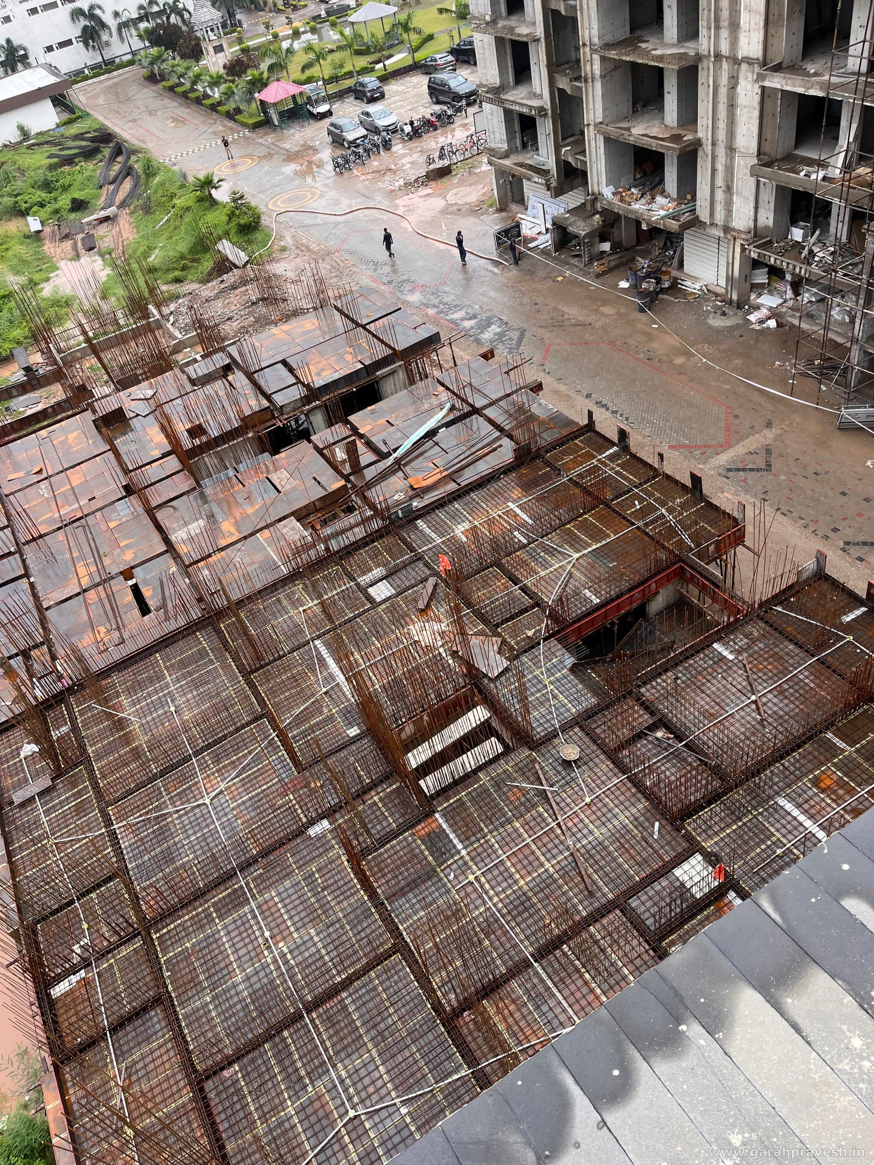 Hermitage Centralis — construction