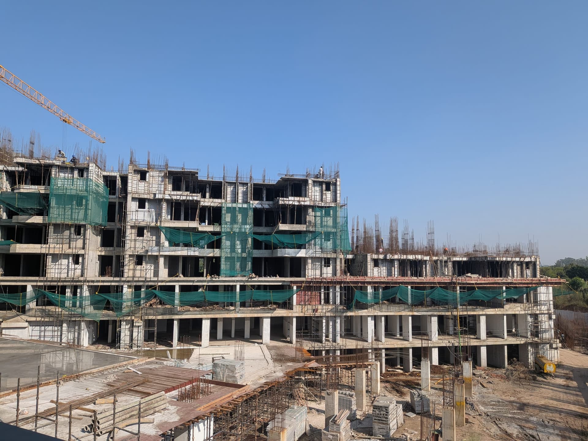 Suncity Ultima — construction
