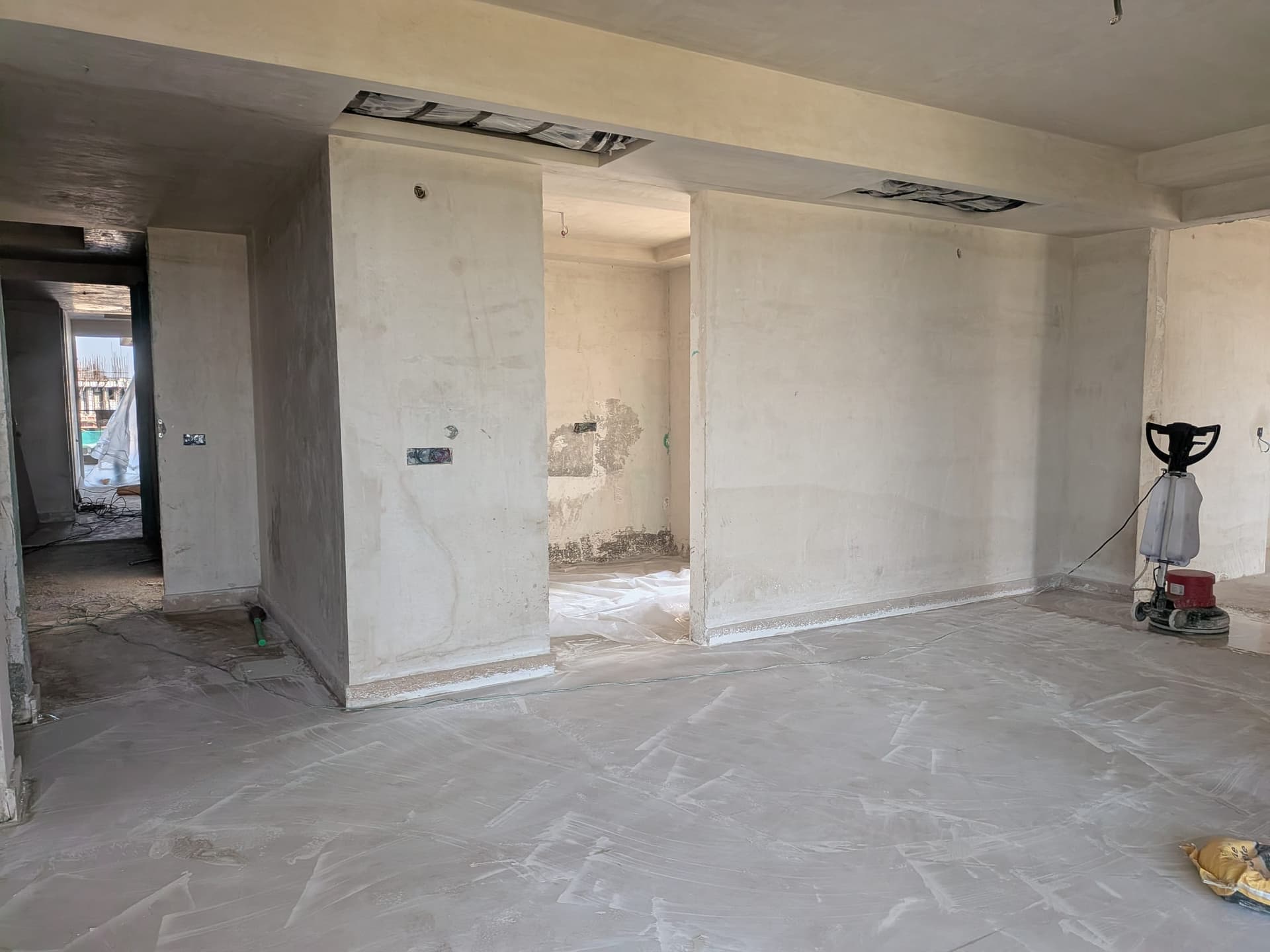 Suncity Ultima — construction