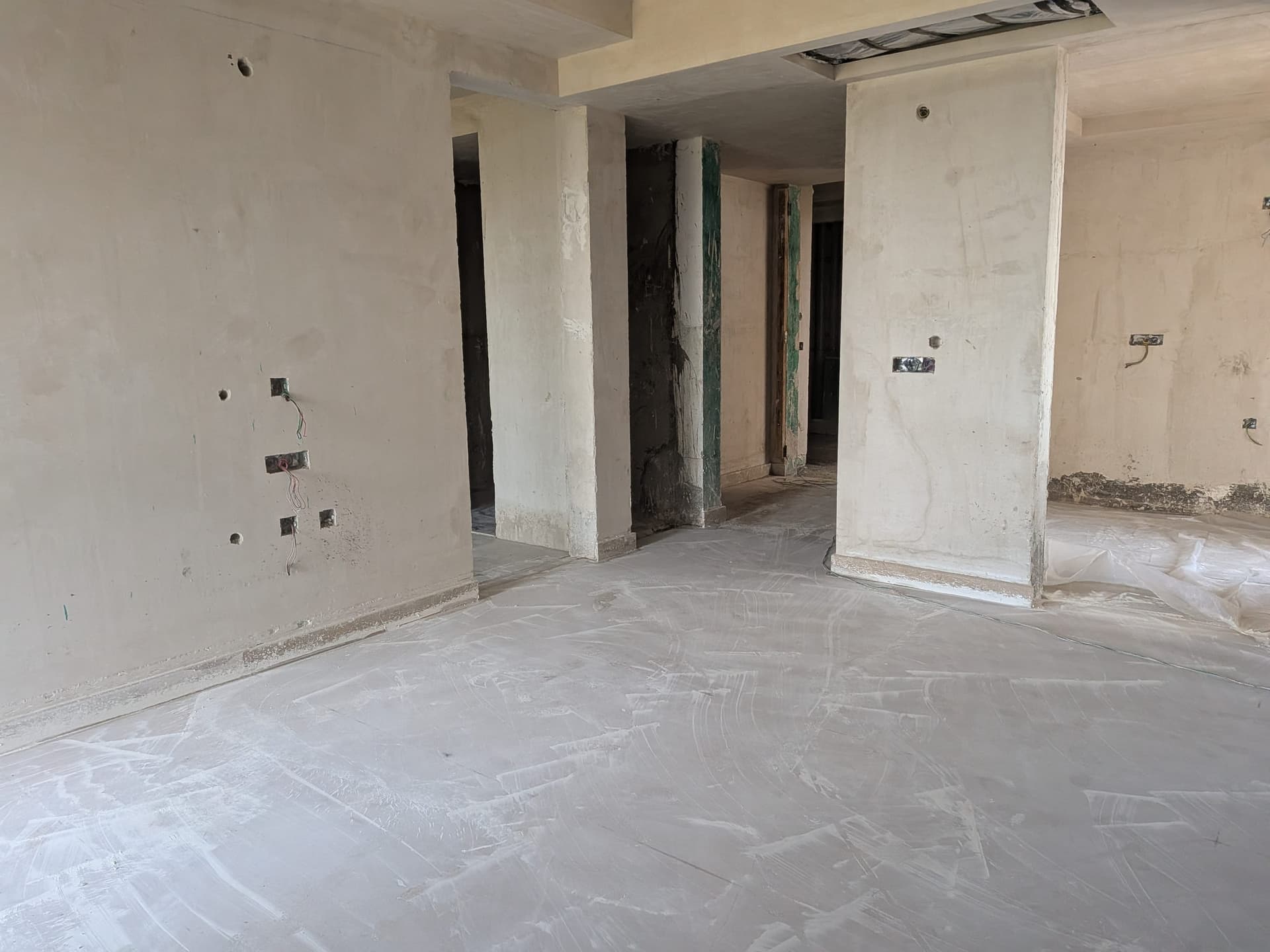Suncity Ultima — construction