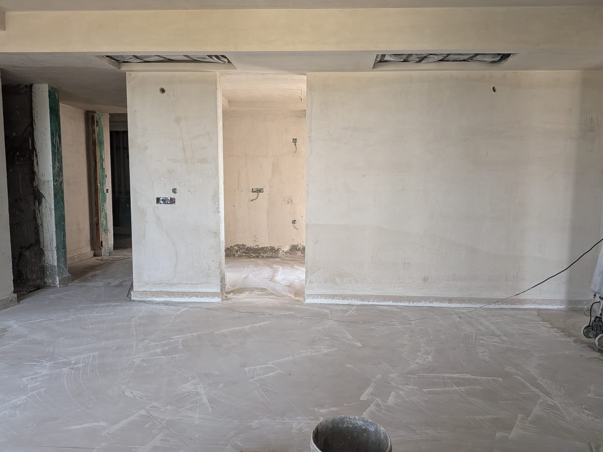 Suncity Ultima — construction