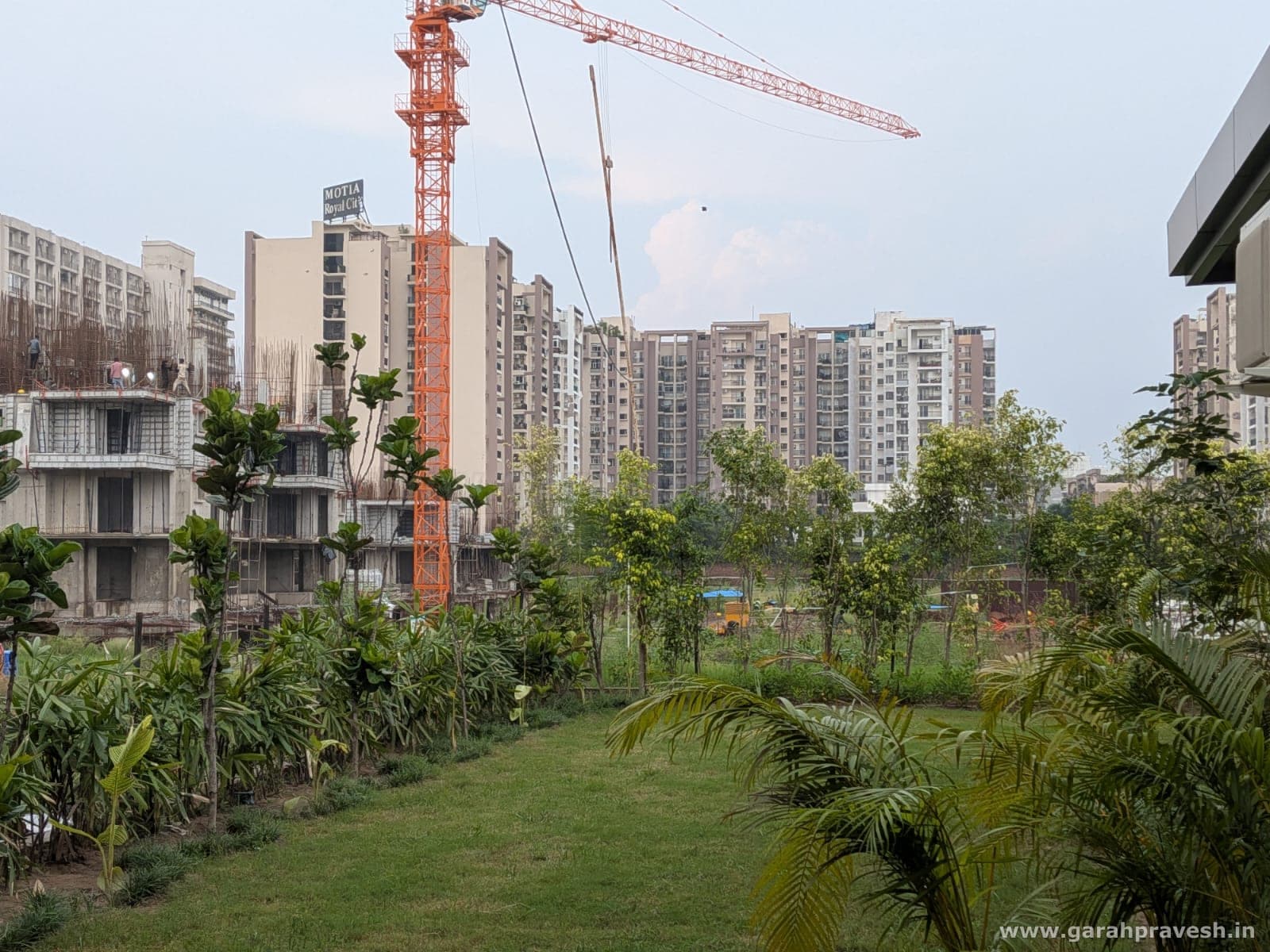 The Vibe — construction
