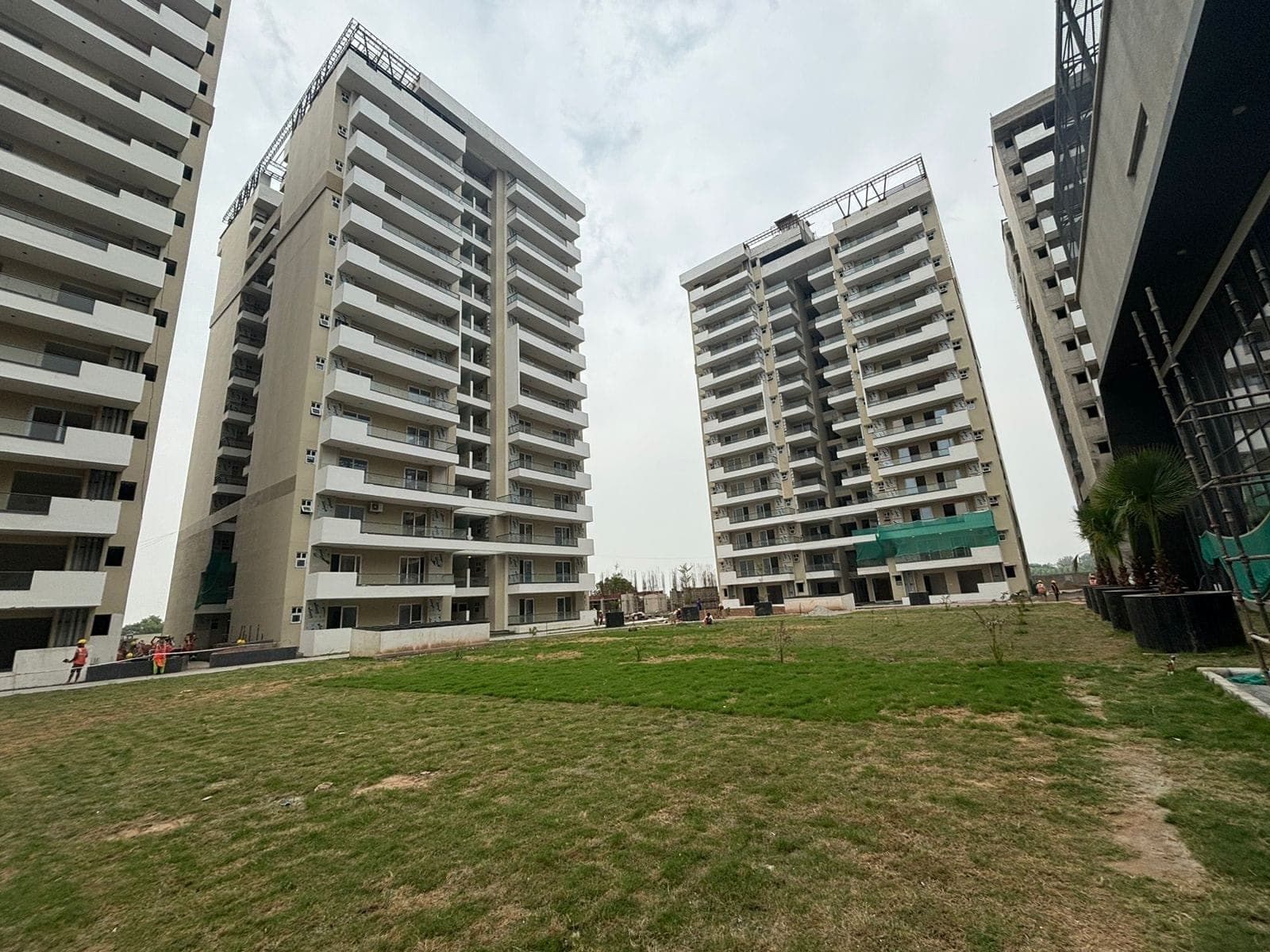 Green Lotus Utsav — construction