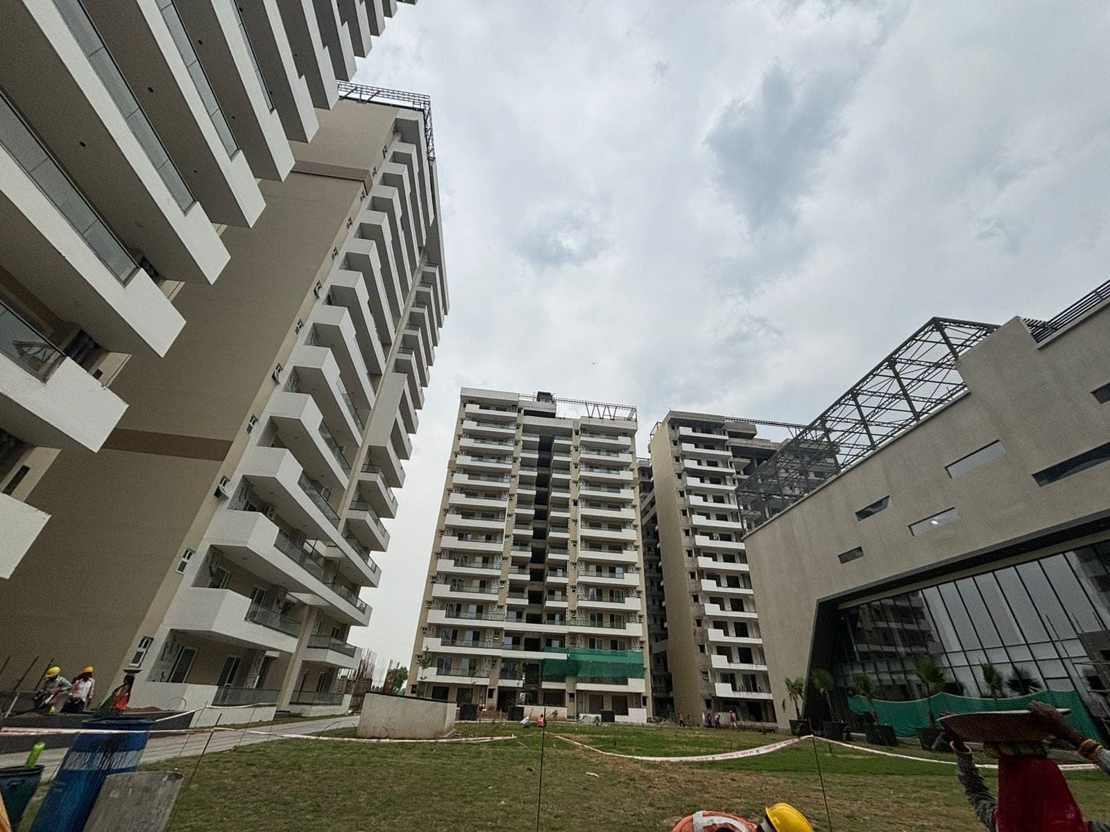Green Lotus Utsav — construction